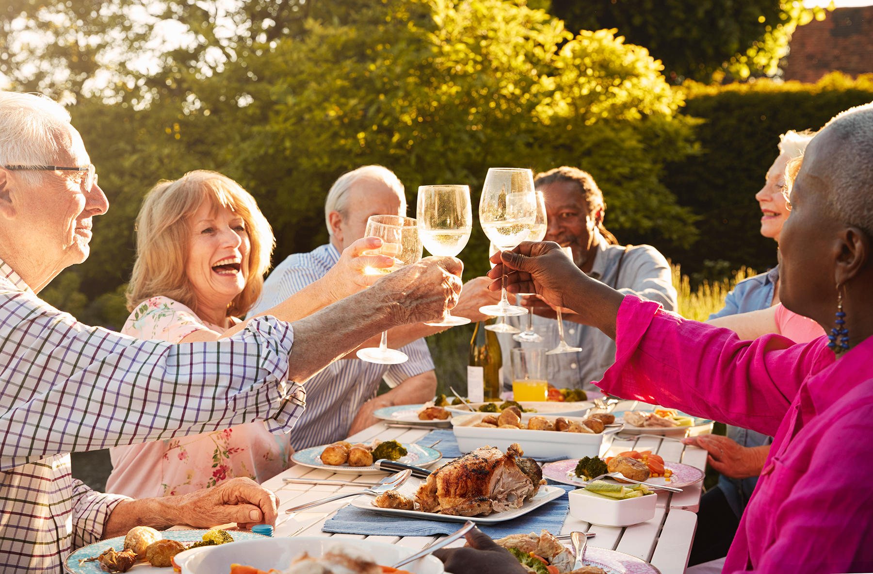 Socialization for Seniors How Dining Helps Residents
